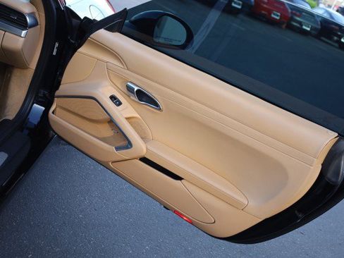 Used 2013 Porsche 911 Carrera RWD image 39