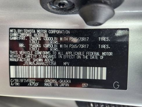 Used 2024 Toyota 4Runner SR5 image 26