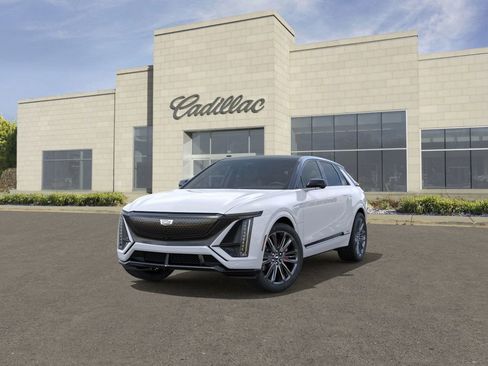 New 2026 Cadillac Lyriq V w/ LPO, Floor Liner Package image 8