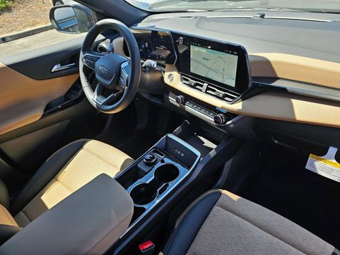 New 2026 Chevrolet Equinox ACTIV w/ Convenience Package III image 28