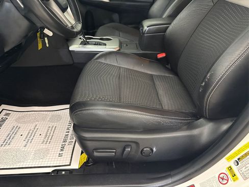 Used 2012 Toyota Camry SE image 35