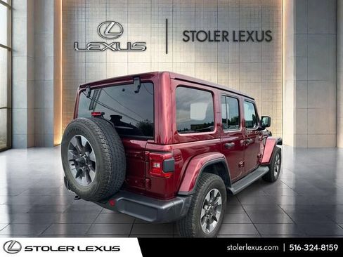 Used 2021 Jeep Wrangler Unlimited Sahara AWD/4WD image 2