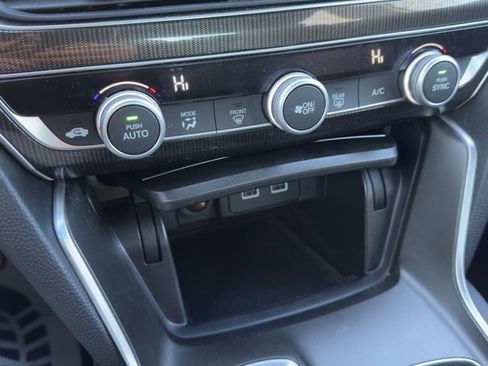 Certified 2022 Honda Accord Sport image 20