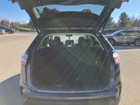 Used 2024 Ford Edge Titanium AWD/4WD image 17