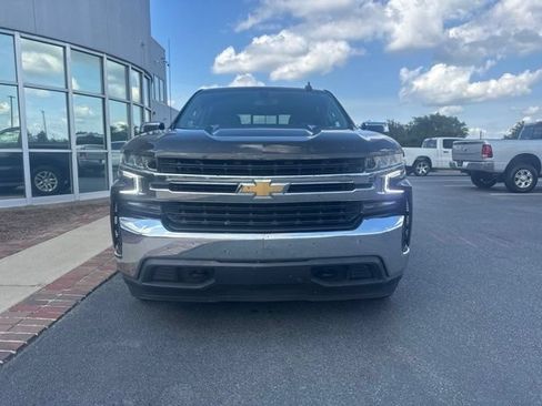 Used 2021 Chevrolet Silverado 1500 LT AWD/4WD image 2