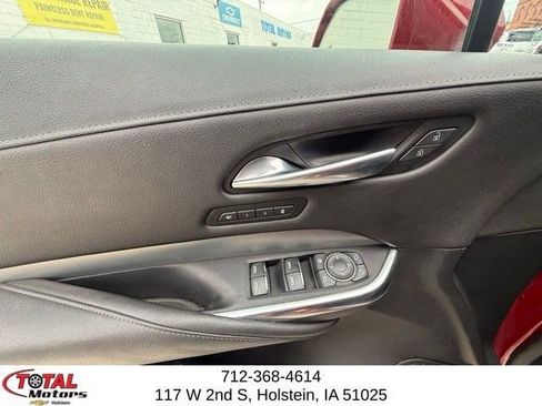 Used 2019 Cadillac XT4 Premium Luxury AWD/4WD image 9
