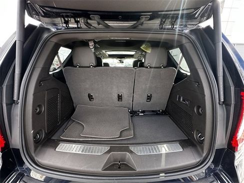 Used 2023 GMC Yukon Denali image 45