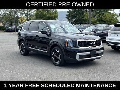 Used 2024 Kia Telluride EX w/ EX Captain's Chair Package