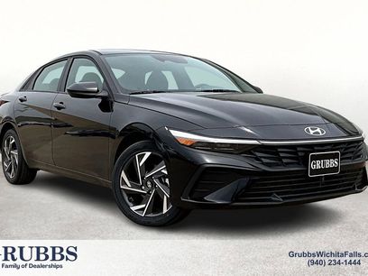 New 2025 Hyundai Elantra SEL