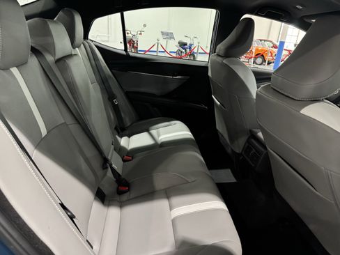 Used 2025 Toyota Camry XSE image 34