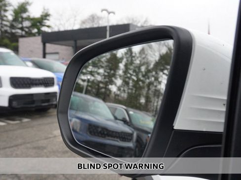 Used 2025 Mercedes-Benz GLE 350 4MATIC image 6