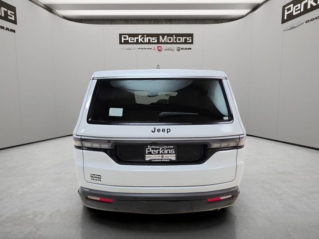 New 2026 Jeep Grand Wagoneer 4WD image 4