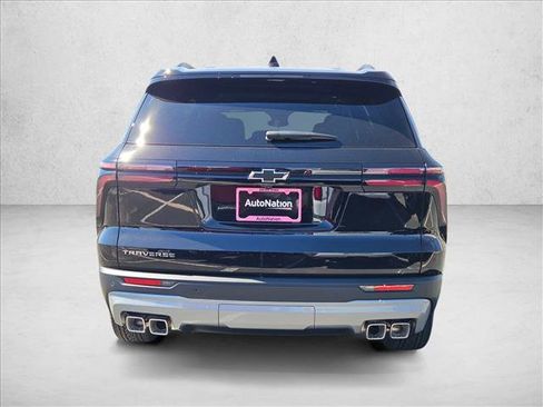 New 2026 Chevrolet Traverse LT w/ Sun and Wheel Package image 8