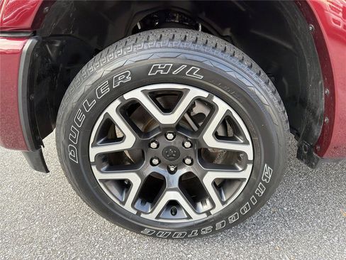 Used 2025 RAM 1500 Laramie w/ Sport Appearance Package AWD/4WD image 10