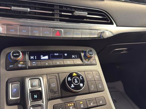 Used 2021 Hyundai Palisade Calligraphy image 26