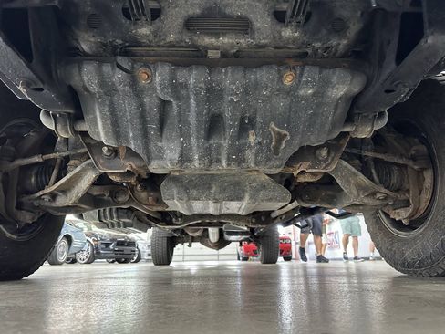 Used 2018 Chevrolet Silverado 3500 LT AWD/4WD image 29