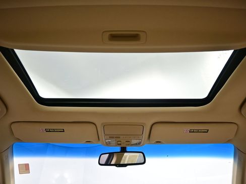 Used 2011 Honda Accord EX-L image 17