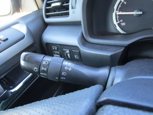 Used 2022 Toyota 4Runner Limited AWD/4WD image 29