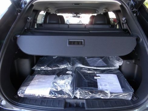 New 2025 Mitsubishi Outlander SE image 10