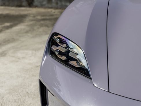 Used 2025 Porsche Taycan RWD image 14