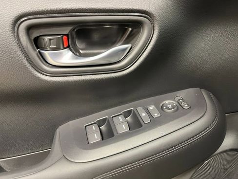 New 2027 Honda HR-V LX image 12