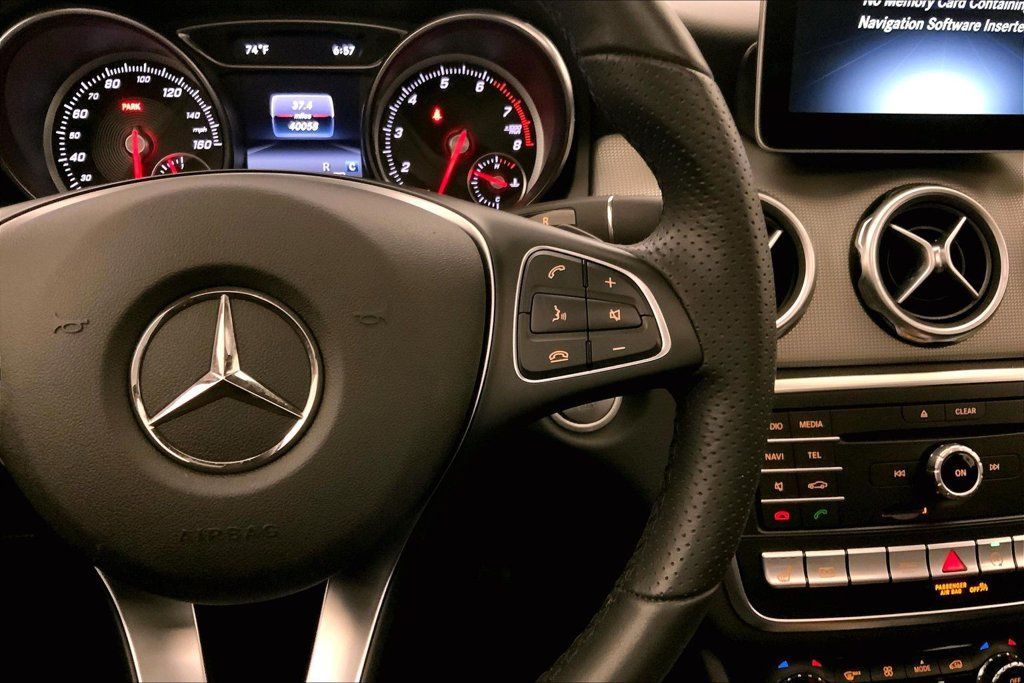 Used 2019 Mercedes-Benz GLA 250 4MATIC image 19