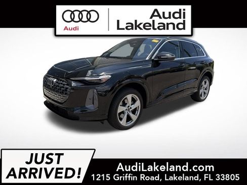 Used 2025 Audi Q5 Premium Plus AWD/4WD image 1