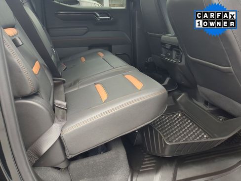 Used 2024 GMC Sierra 1500 AT4 w/ Technology Package image 26