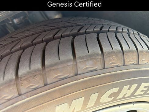 Certified 2026 Genesis GV70 2.5T Select AWD/4WD image 18