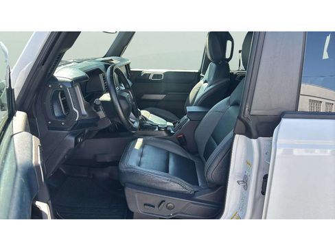 Used 2023 Ford Bronco Outer Banks AWD/4WD image 10