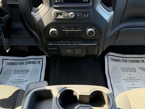 Used 2019 Chevrolet Silverado 1500 Custom Trail Boss w/ Custom Convenience Package image 19