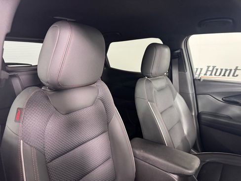 Used 2023 Chevrolet TrailBlazer RS image 32