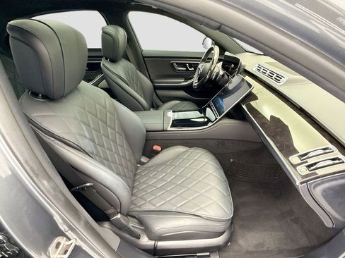 Certified 2025 Mercedes-Benz S 580 4MATIC Sedan image 19
