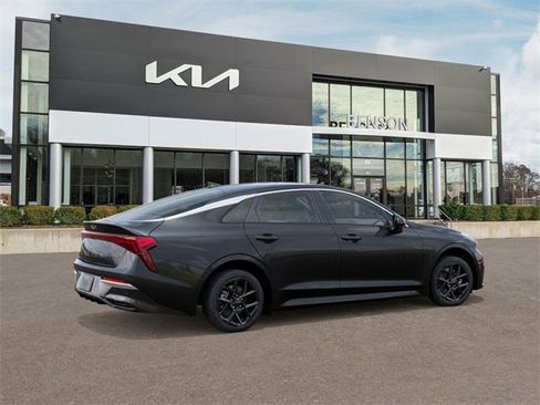 New 2026 Kia K5 LXS image 7