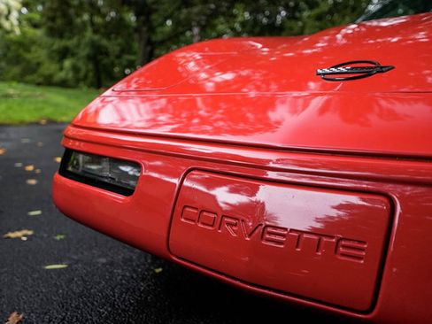 Used 1991 Chevrolet Corvette Coupe RWD image 58