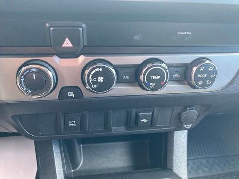 Certified 2023 Toyota Tacoma SR AWD/4WD image 29