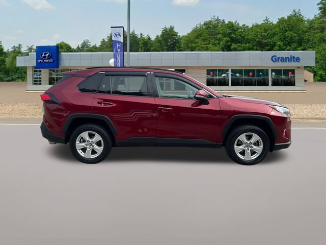 Used 2019 Toyota RAV4 XLE w/ Convenience Package AWD/4WD image 6