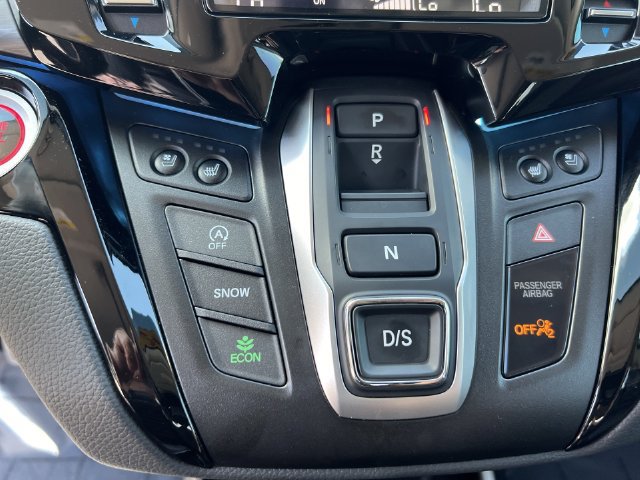 Used 2025 Honda Odyssey Elite image 18