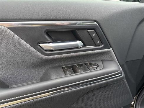 New 2026 GMC Sierra EV Elevation image 15