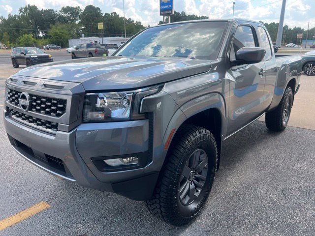 Used 2025 Nissan Frontier SV w/ SV Convenience Package RWD image 5