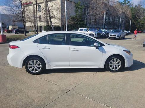 Certified 2024 Toyota Corolla LE image 8