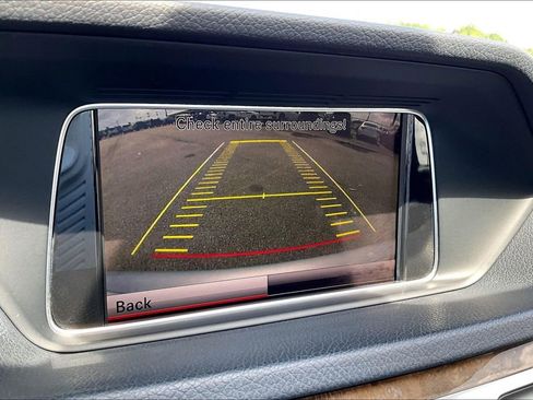 Used 2014 Mercedes-Benz E 350 Sedan image 13