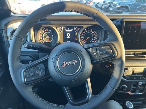 New 2026 Jeep Gladiator Sport image 25