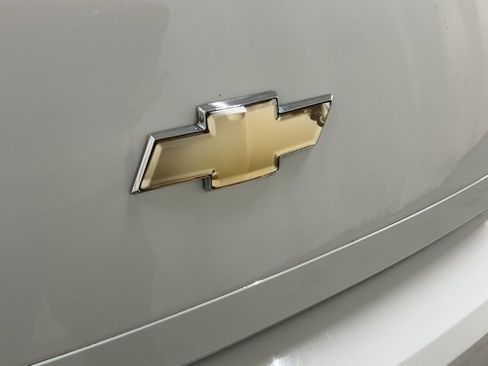 Used 2014 Chevrolet Impala LT w/ LT Sunroof Package image 5