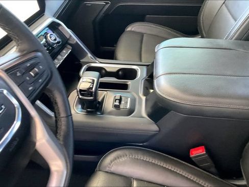 Used 2023 GMC Sierra 1500 Denali w/ Technology Package AWD/4WD image 13
