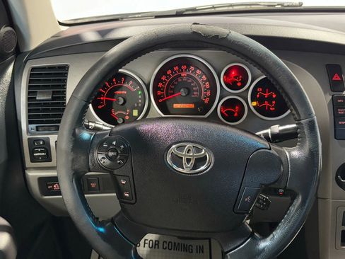 Used 2010 Toyota Tundra SR5 image 12