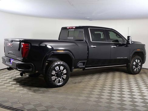 Used 2024 GMC Sierra 2500 Denali w/ Denali Reserve Package image 14