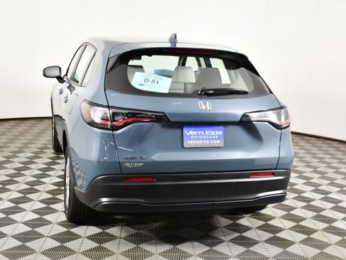 Certified 2023 Honda HR-V LX image 7