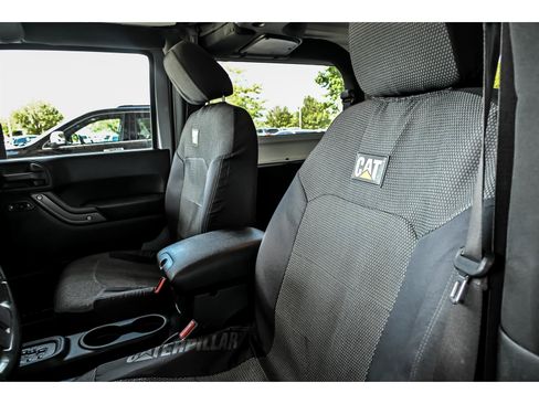 Used 2016 Jeep Wrangler Sport w/ Quick Order Package 24S AWD/4WD image 12