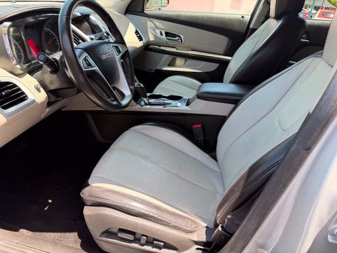Used 2017 GMC Terrain SLT w/ Driver Alert Package I FWD image 5